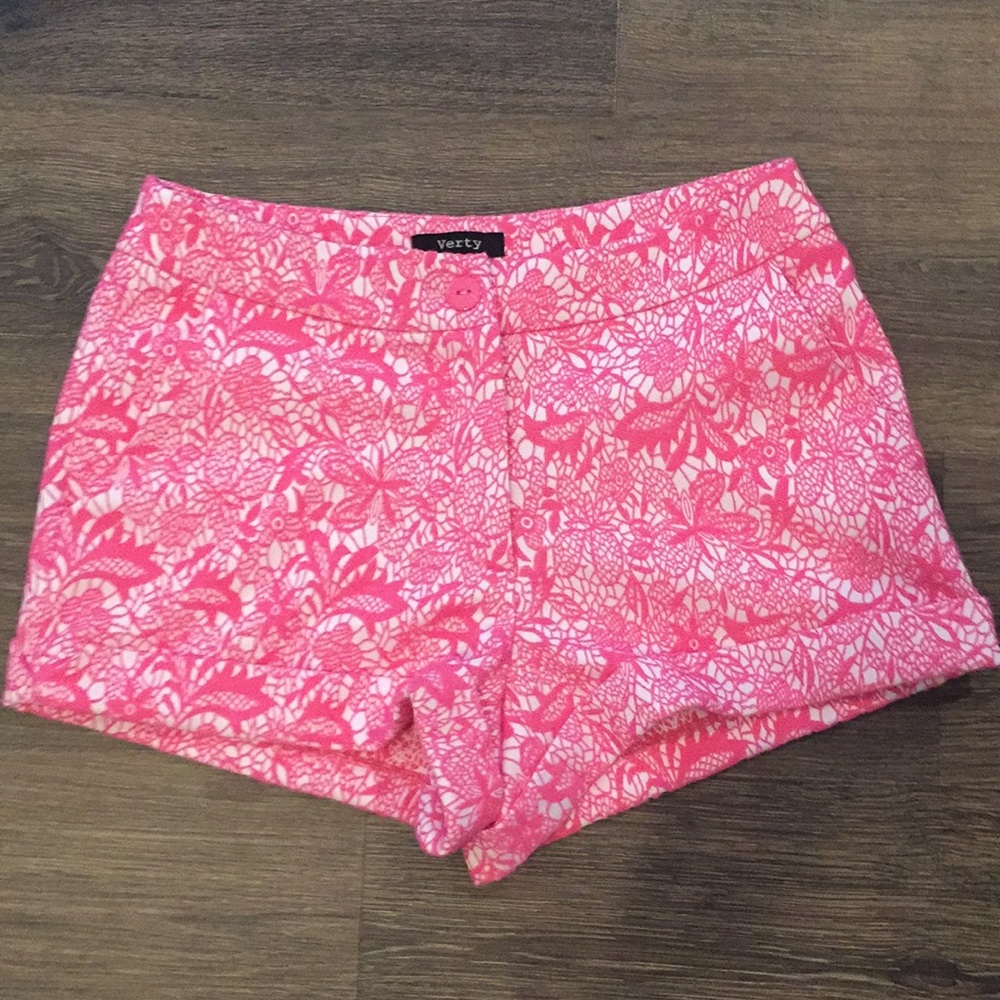 Women’s Shorts Pink Size Small